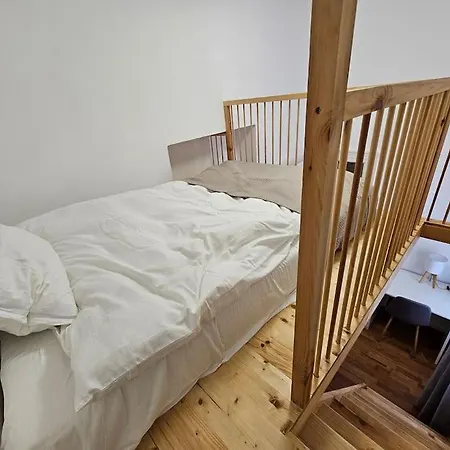 By Emma Apartment